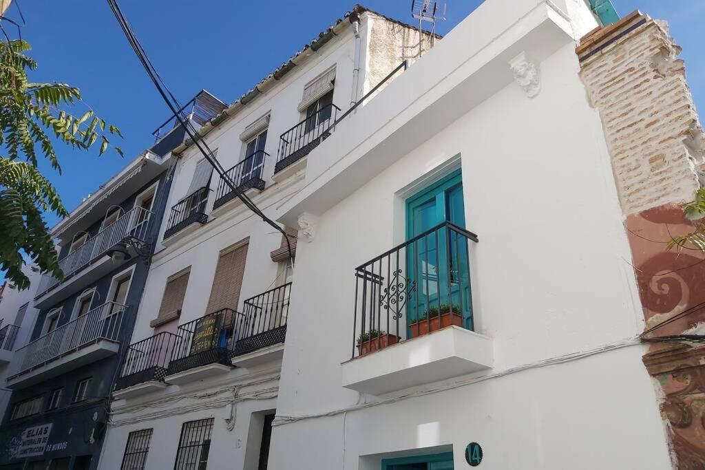 Tgh/ Vital Aza Malaga Centro ภายนอก รูปภาพ